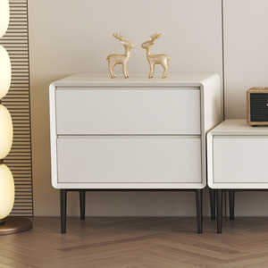 Solid wood <strong>chest</strong> <strong>of</strong> <strong>drawers</strong> for a modern minimalist living room side cabinet with Italian-style <strong>drawers</strong> and white lacquer finish - Product Image 3