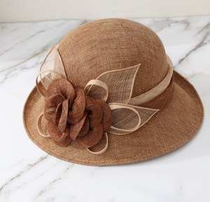 Venta al por mayor listo para enviar Sinamay decorar boda elegante Unisex Iglesia y fiesta sombreros playa al aire libre bordado 3D - Product Image 2