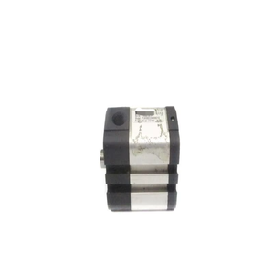 P1M032CDNC9M01 2 150PSI UNMP Nuovo Originale Pronto Magazzino Controllore PLC per Automazione Industriale - Product Image 1