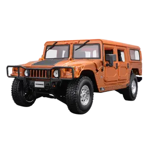 Maisto 1:18 Hummer edisi ulang tahun ke-10 mobil SUV Diecast simulasi Model mobil Aloi untuk dekorasi dan koleksi