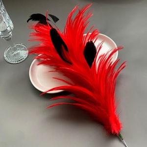 Plumes <span class=keywords><strong>de</strong></span> <span class=keywords><strong>coq</strong></span> naturelles, teintes et lavées, avec fil métallique, <span class=keywords><strong>pour</strong></span> la fabrication <span class=keywords><strong>de</strong></span> fleurs, vente en gros, coiffes, bandeaux et costumes <span class=keywords><strong>de</strong></span> spectacle - Product Image 1