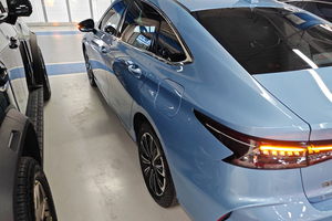 Autos Eléctricos Usados en China, Autos Híbridos de <span class=keywords><strong>Segunda</strong></span> <span class=keywords><strong>Mano</strong></span> de 4 Puertas y 5 Asientos, Vehículo Eléctrico Híbrido Enchufable Compacto Chery Fulwin <span class=keywords><strong>A8</strong></span> - Product Image 3
