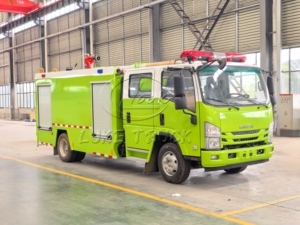 Producto Popular: Vehículo de Bomberos de 4 Toneladas con Chasis Isuzu, Despliegue Inmediato, Camiones de Bomberos de 4000L para Emergencias Comunitarias - Product Image 5