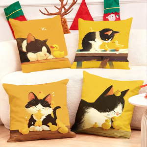 可爱的黑白猫和黄色小鸭子放在舒适的枕头边上，为节日家居装饰增添色彩。 - Product Image 1