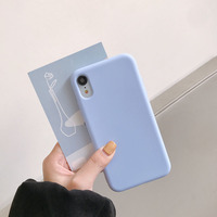 Coque de téléphone liquide carrée en silicone couleur bonbon 2026 pour dropshipping, protection antichoc pour téléphone portable