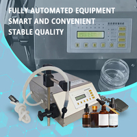 Machine de remplissage de liquides semi-automatique PLC, machine de remplissage de bouteilles de haute précision pour le remplissage de liquides cosmétiques et chimiques