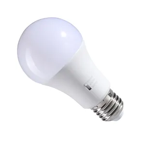 9 in 1 9W A60 3CCT + 3 potenza dimmerabile lampada a Led lampadina a Led di alta qualità