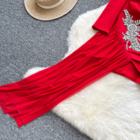 Robe décontractée élégante pour femme, rouge, asymétrique, à manches longues, avec décoration en strass et empiècements en maille, pour les fêtes et le quotidien