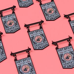 カスタムブローチピン カスタムハードソフトダングルダリンガーハンギングエナメルピン カラーラペルピン チェーン付き - Product Image 3