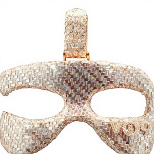 Colgante de Moissanita VVS1 Baguette con Máscara, Plata de Ley 925, Bañado en Oro de 18K, Lujo, Certificado GCI e IDGL, 3.5 Pulgadas - Product Image 1