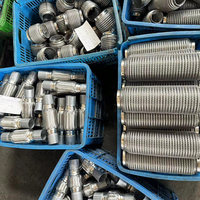 Fuelle flexible de escape resistente a altas temperaturas de 2.5 pulgadas de acero inoxidable con sistema de interbloqueo OEM