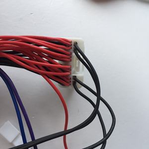 定制28针连接器至三重RCA白色2 8针连接器，用于音频视频影音母线束工厂织机 - Product Image 4