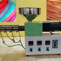 Extrudeuse de laboratoire compacte en plastique pour bureau, machine d'extrusion de filament d'imprimante 3D à vis simple