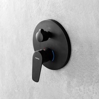 Ensemble de robinetterie de douche murale noir mat encastré avec mitigeur