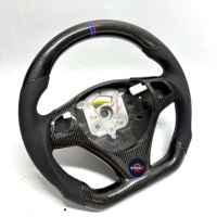 Volant sport en fibre de carbone de haute qualité E90 M3 pour voitures E82 E87 E90 E92 E93, compatible avec les palettes de changement de vitesse