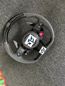 Volante de Fibra de Carbono con Pantalla LED de Carreras Compatible con Audi A3 <span class=keywords><strong>2018</strong></span> 2019 A4 A5 A6 A7 A8 S3 S5 S6 S7 RS3 RS4 RS5 RS6 RS7 TT TTRS B9 - Product Image 2