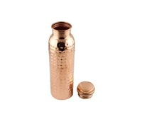 Bouteille d'eau en cuivre pur faite à la main de haute qualité pour les fêtes, lavable au lave-vaisselle et écologique, taille personnalisée, emballage haut de gamme