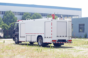 FOTON-<span class=keywords><strong>Camion</strong></span> multifonctionnel de lutte contre l'incendie de mousse de l'eau de roue d'entraînement de la transmission manuelle 4x2 de carburant diesel de 6 roues - Product Image 6