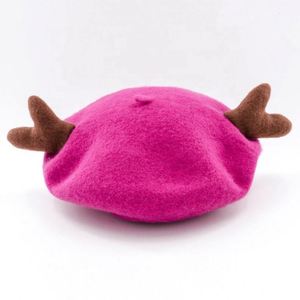 หมวกเบเร่ต์ขนสัตว์น่ารักสำหรับเด็กในเทศกาลคริสต์มาส พร้อมหูรูปกวาง - Product Image 2