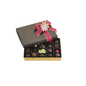 Suministro directo de fábrica Capa Board con revestimiento de papel Cajas de chocolate con cinta superior Cajas de papel a precio mayorista - Product Image 1