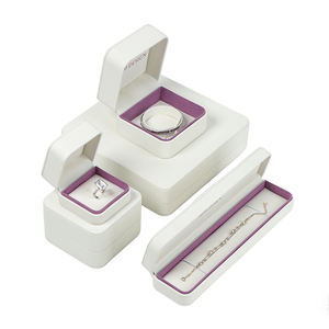 <span class=keywords><strong>Romi</strong></span> elegante color blanco con marco colorido adecuado para exhibir joyas de oro plateado Kits de caja de embalaje de regalo cosmético - Product Image 1