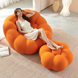 Fauteuil individuel de relaxation Roche Bobois Bubble Comfort, design moderne et luxueux, avec accoudoirs rouges, pour salon - Product Image 1