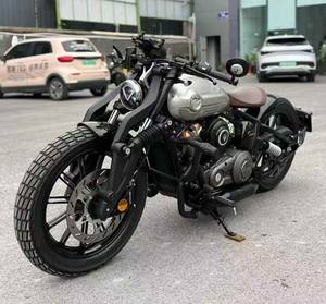 Motocicleta Benda Napoleon 250 de 250cc, Estilo Retro Moderno, Monocilíndrica, Refrigeración Líquida, Inyección Electrónica, Frenos ABS, Segura y Cómoda para Uso Diario - Product Image 5