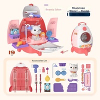 Jouets de jeu d'imitation pour enfants d'âge préscolaire : adorables animaux, scènes de toilettage et figurines sur le thème de la fusée spatiale