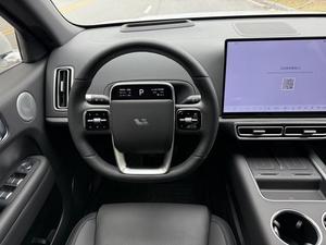 LI AUTO L6 2024 <span class=keywords><strong>PRO</strong></span> EDITION REEV d'occasion, autonomie 1390 km, SUV 5 portes 5 places, LIXIANG L6 pour la famille, blanc sur <span class=keywords><strong>noir</strong></span> - Product Image 4