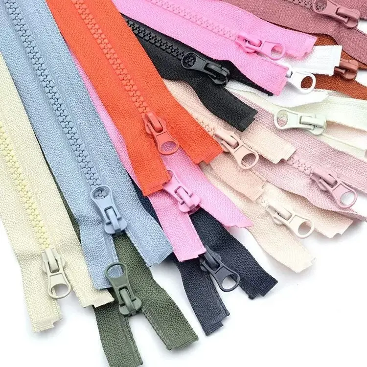 Garment Zips Factory Fast Closing Magnetic Pom Plastic Zipper For Clothing Bag Handbag Zipper Large Plastic Zipper