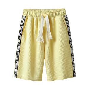 Pantalones cortos personalizados con logo para hombre, novedad de verano 2025, pantalones sueltos con letras, pantalones Joker, informales, transpirables, cómodos, de cinco puntos. - Product Image 1