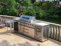 Îlot de cuisine extérieur modulaire de luxe en acier inoxydable avec barbecue à gaz 8 brûleurs, tiroirs et table pliable pour jardin de villa