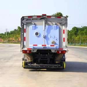 Nouveau véhicule de balayage routier diesel-électrique compact 4x2 personnalisé pour le nettoyage <span class=keywords><strong>des</strong></span> rues municipales et <span class=keywords><strong>des</strong></span> usines - Product Image 5