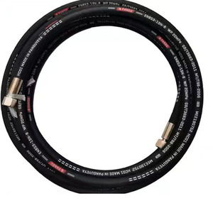 Máquina de Limpieza de Alta Presión con Manguera Hidráulica de Acero del Fabricante, Salidas para Lavado de Autos, Limpiadores de Alta Presión - Product Image 1