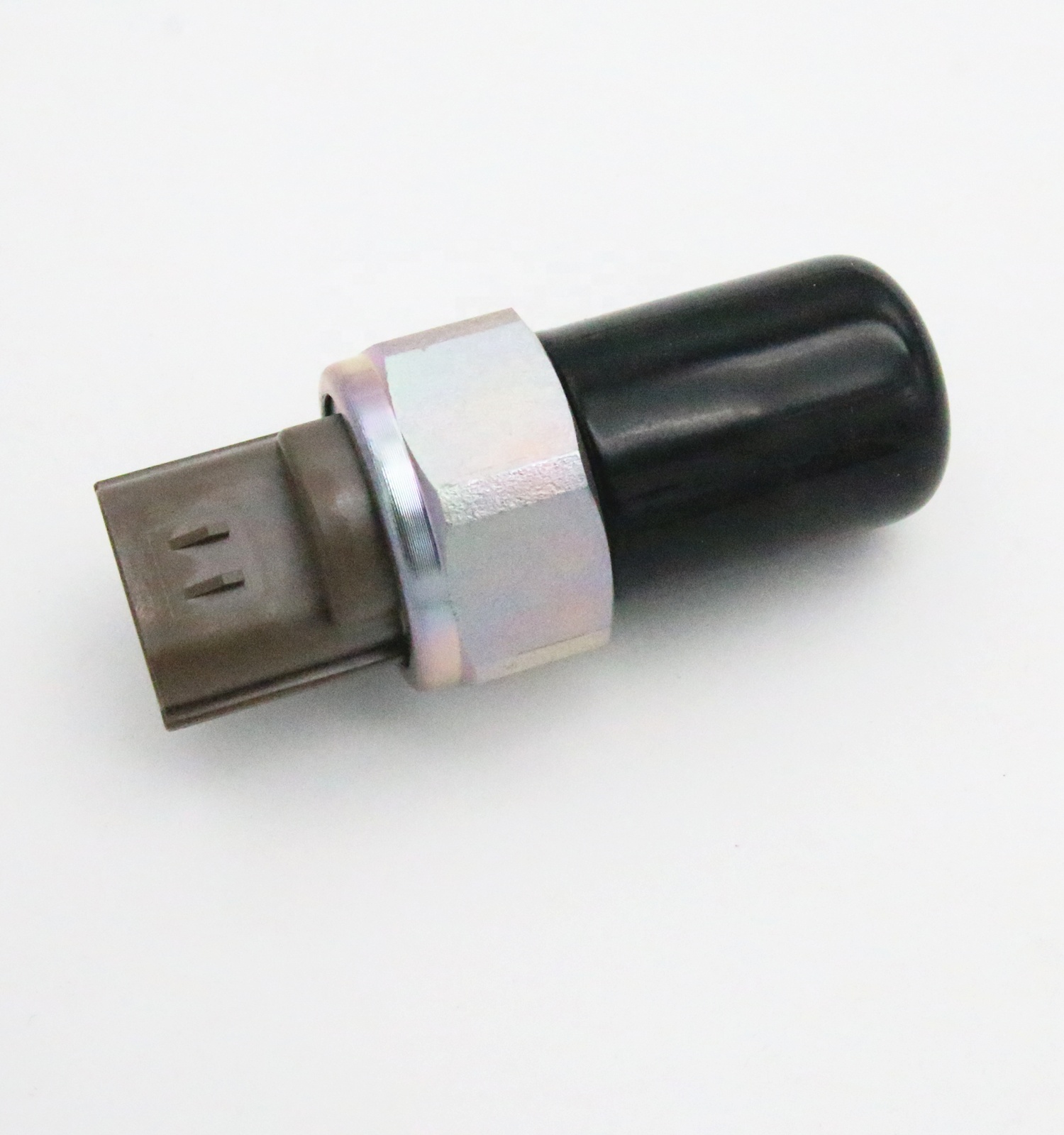 りょう　9/12日迄 High Pressure Sensor 8981197900 for Excavators & Trucks