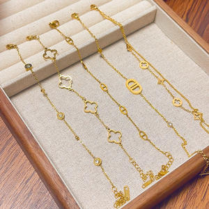 Pulsera de Acero Inoxidable de Gran Venta Versión Coreana en Oro, Versátil y No se Desvanece, Colección Exquisita para Mujer - Product Image 4