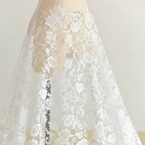 Haute Qualité Maille De Coton De Broderie Dentelle Tissu sur la Robe De Mariage