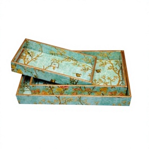 Plateaux de service en bois MDF à motifs floraux - Faits à la main, décoratifs, écologiques, légers, compatibles lave-vaisselle et micro-ondes, design personnalisé - Product Image 4