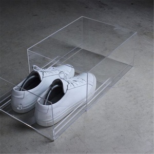 Offre Spéciale : Boîte de Rangement pour Chaussures en Acrylique Faite à la Main avec Couvercle, Certifiée TUV, Écologique, Logo Sérigraphié - Product Image 1