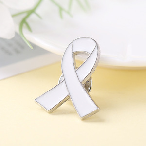 Pin de Solapa Metálico con Cinta para Concientización sobre VIH/SIDA y Cáncer de Mama - Product Image 5