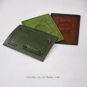 Patchs en Cuir de Haute Qualité avec Logo Personnalisé, Écussons en Similicuir et Lettres en Cuir pour Costumes et Vêtements - Product Image 2