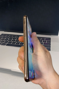 Venta al por Mayor de <span class=keywords><strong>iPhone</strong></span> <span class=keywords><strong>11</strong></span> <span class=keywords><strong>Pro</strong></span> de 256 GB, Dorado, Desbloqueado, con Chip A13 Bionic, Pantalla Super Retina XDR OLED, Face ID, Proveedor de Fábrica - Product Image 4