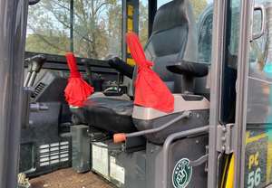 Mini-excavatrice d'occasion PC56, modèle en bon état, importée du Japon, 1 an de garantie, forte puissance de creusement, moteur Eaton 42KW, pompe à engrenages. - Product Image 5