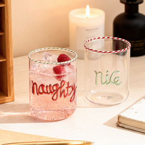Bicchiere <span class=keywords><strong>in</strong></span> <span class=keywords><strong>Vetro</strong></span> Borosilicato Trasparente Gleam DC-58 da 15oz <span class=keywords><strong>con</strong></span> Lettere 3D, Coperchio <span class=keywords><strong>con</strong></span> Cannuccia, Lavabile <span class=keywords><strong>in</strong></span> Lavastoviglie e Microonde, Personalizzabile per Casa - Product Image 4