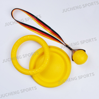 Jouets professionnels de formation de chien écologiques chinois 7cm sangle plate corde molaire jouet à mâcher balle disque volant avec petit anneau de traction
