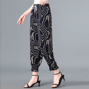 Summer Ice Silk <span class=keywords><strong>Pantalon</strong></span> fin <span class=keywords><strong>anti</strong></span>-<span class=keywords><strong>moustique</strong></span> pour femmes Style ethnique Bundle Foot Stretch Nine Point Lantern Pants - Product Image 3