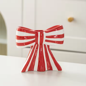 Klassieke Gestreepte Zwarte Witte Meisje Keramische Aromatherapie Kandelaar Hart Vlinder Boog Voor Het Schieten Van Rekwisieten Andere Kaars - Product Image 6