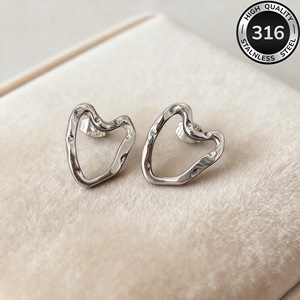 Pendientes de acero inoxidable de lujo ligero de alta gama para mujer, estilo europeo y estadounidense, con temperamento elegante, 18K - Product Image 4