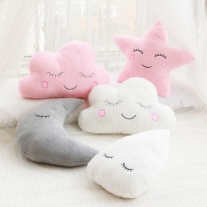 Nuage Lune <span class=keywords><strong>En</strong></span> <span class=keywords><strong>Forme</strong></span> <span class=keywords><strong>D</strong></span>'étoile Oreiller Pépinière <span class=keywords><strong>En</strong></span> Peluche Coussins Enfants <span class=keywords><strong>Coussin</strong></span> Mignon - Product Image 4
