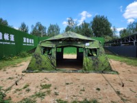 Abri de camping tactique modulaire personnalisé en forme de A pour 10 à 15 personnes, tente de style militaire, vert/camouflage